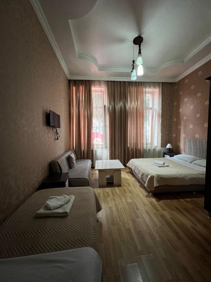 Hotel Albatros Batumi Eksteriør billede